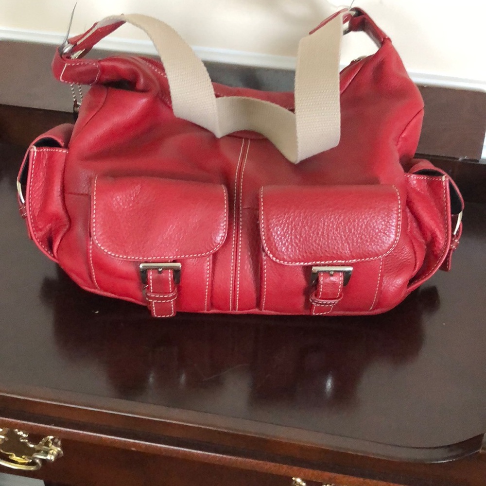Tignanello Red Pebble-like leather